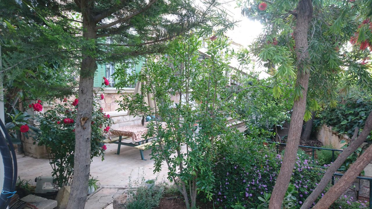 Allenby2 Bed & Breakfast 2*